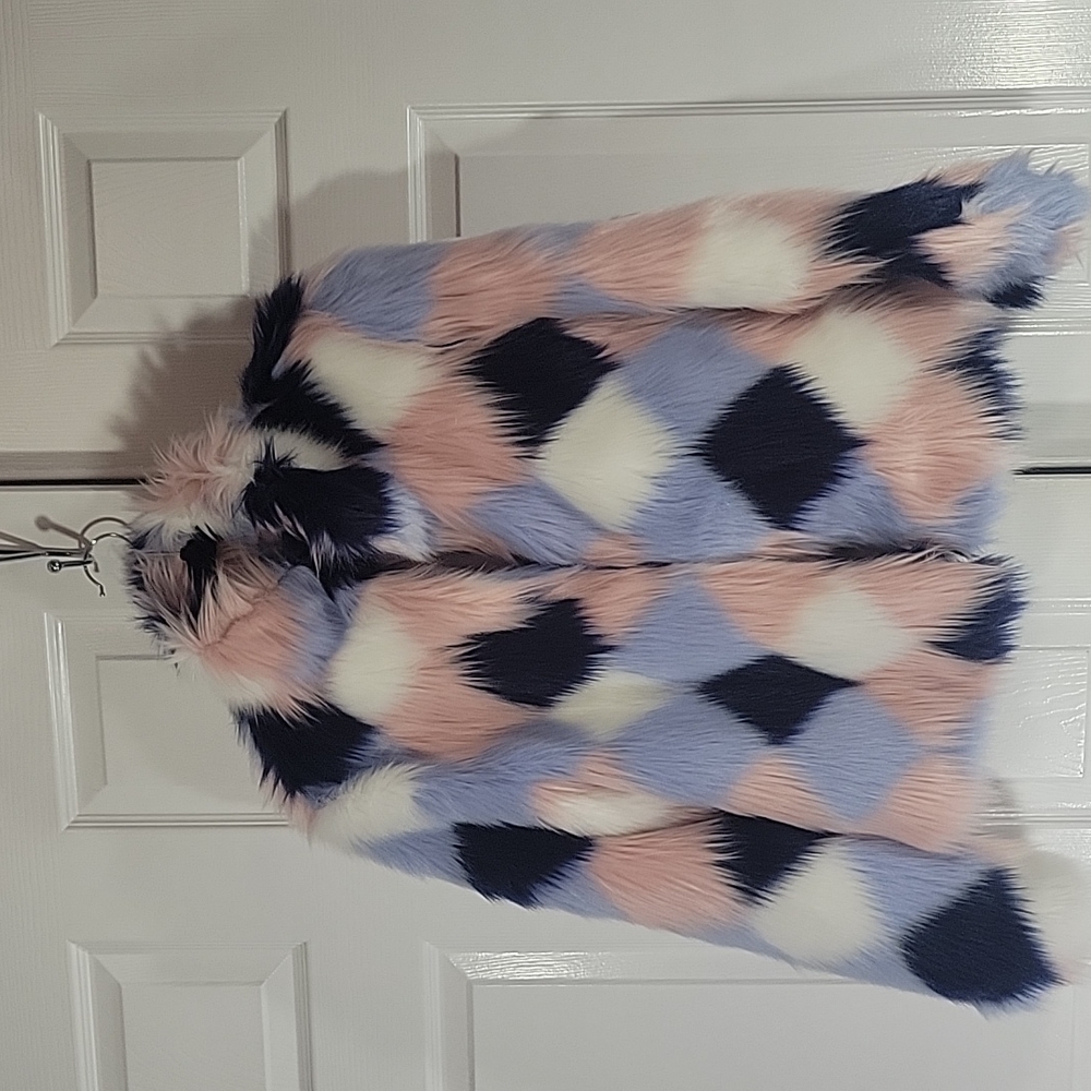 Forever 21 Chevron multicolored fur coat - Picture 2 of 7